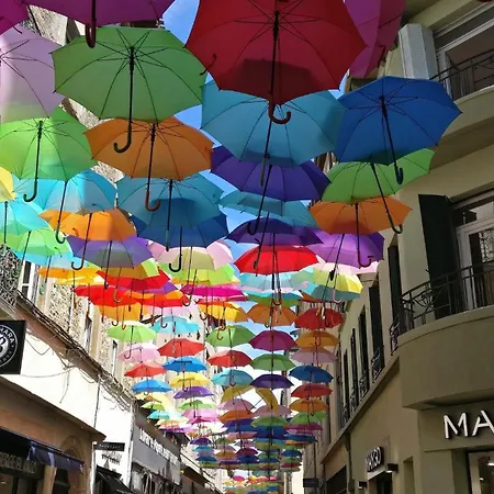 Un Petit Coin De France Parking Et Clim * Carcassonne
